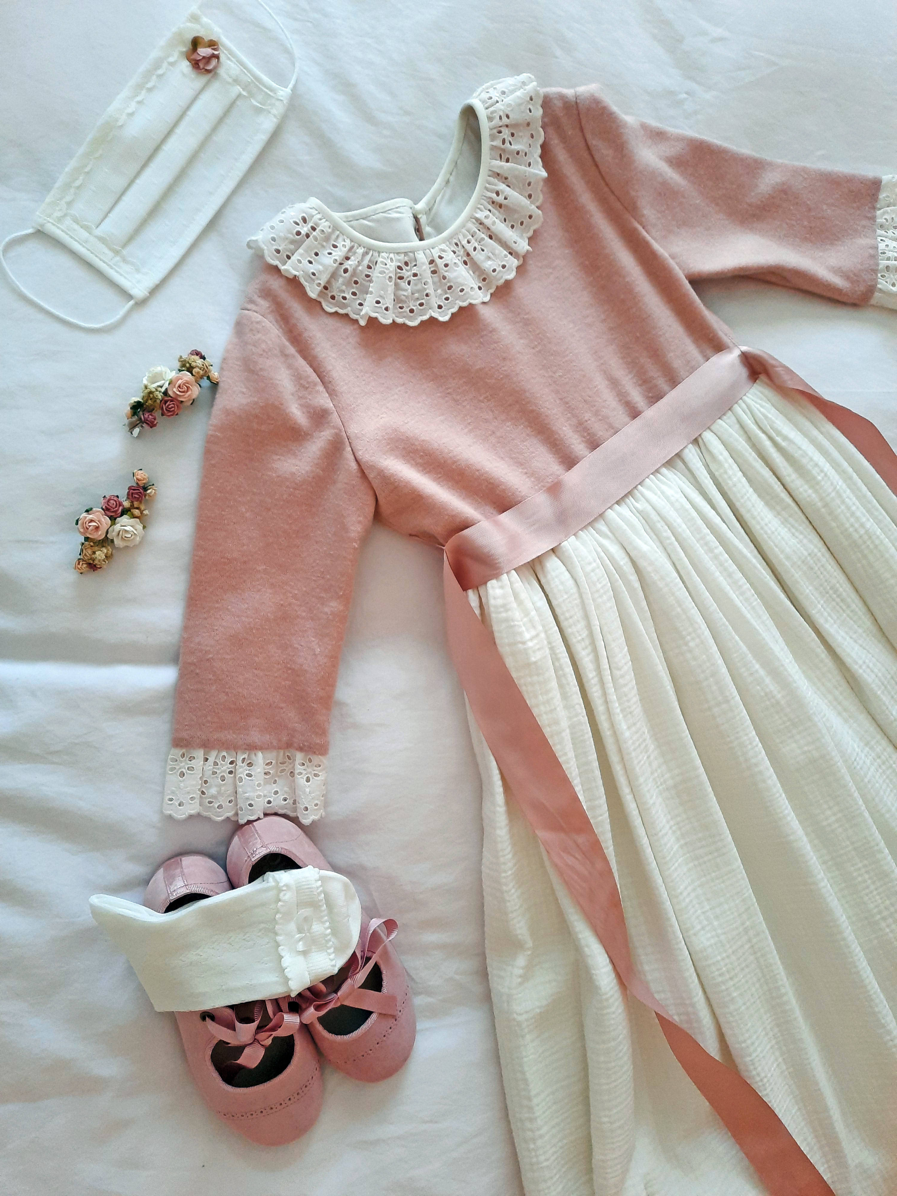 OUTFIT CARMEN